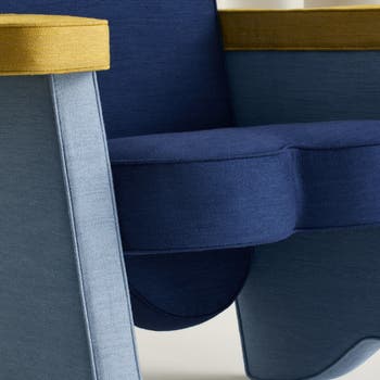 Figura armchair