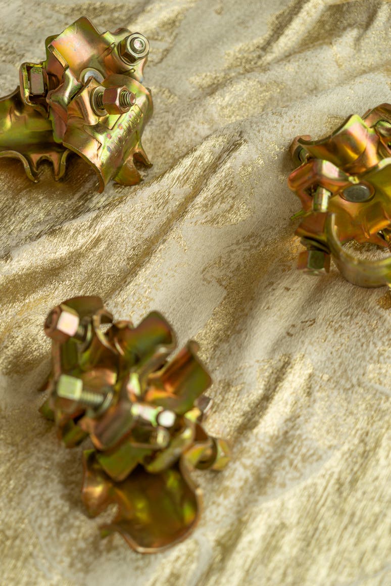 Rococo 2. Reversible silk lampas. Rubelli